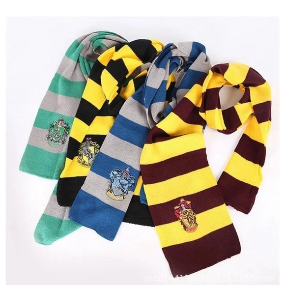 Harry Potter House Scarves. Set of four. - Picture 3 of 6
